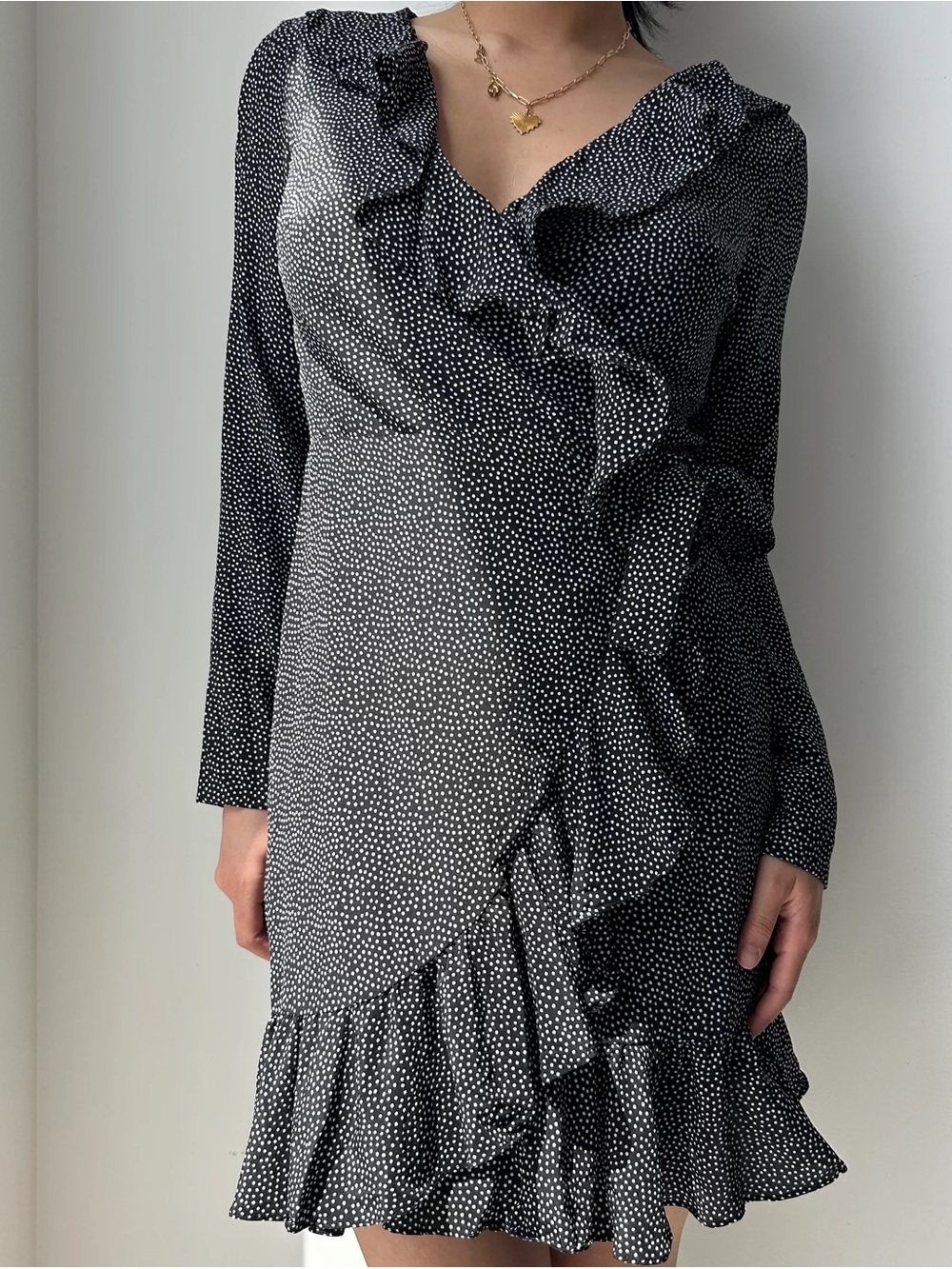 Club Monaco Silk Polka Dot Wrap Dress Vontella Dress Mini Long Sleeve Ruffle siz